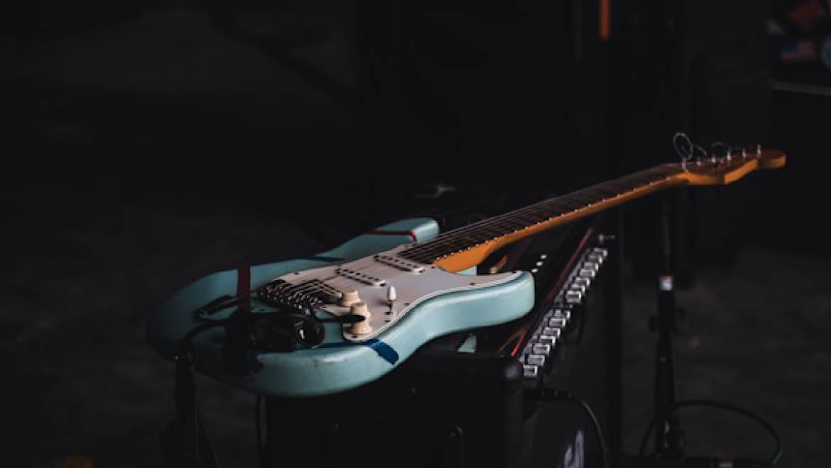 Best Electric Guitars for Beginners in Bahrain